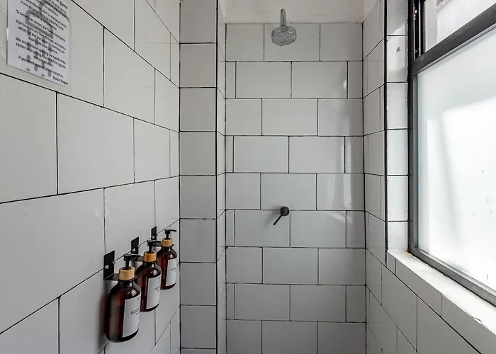 Aparthotel Amalli, Refugio Urbano 4*